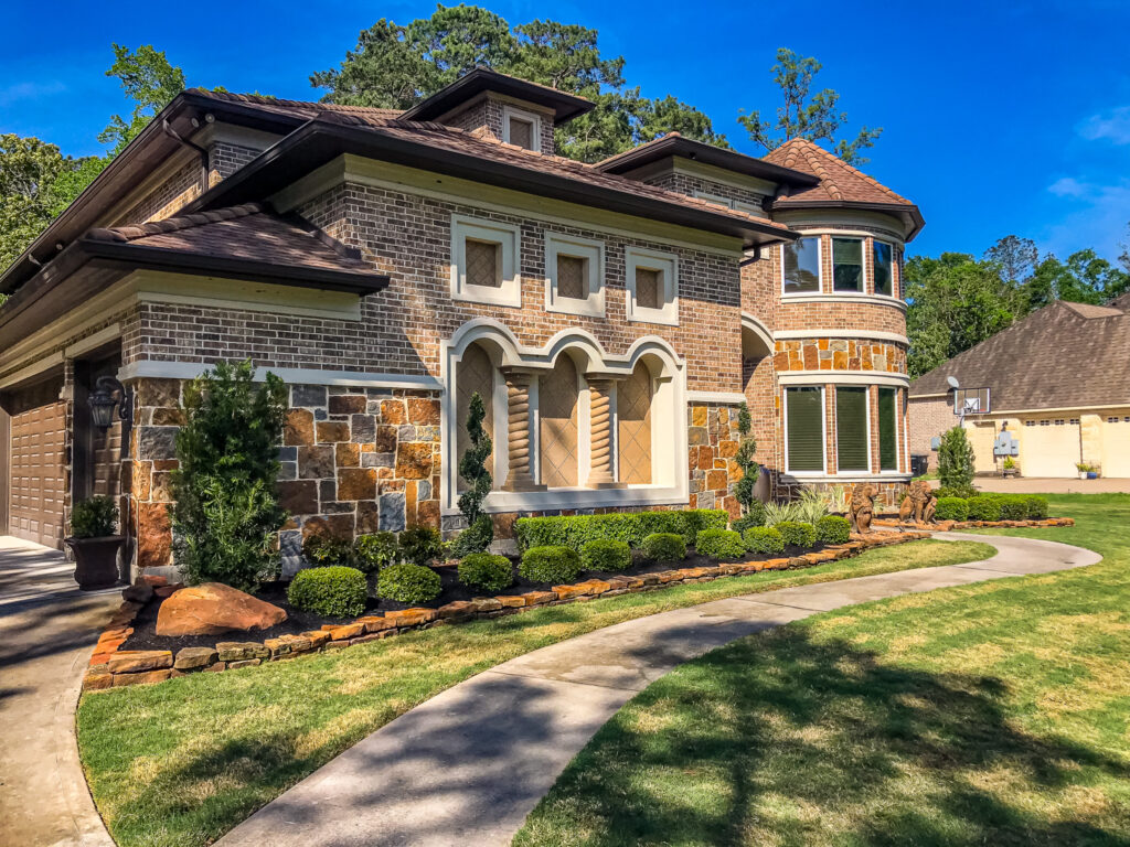 The Psychology of Curb Appeal: What Your Home’s Exterior Says to Buyers