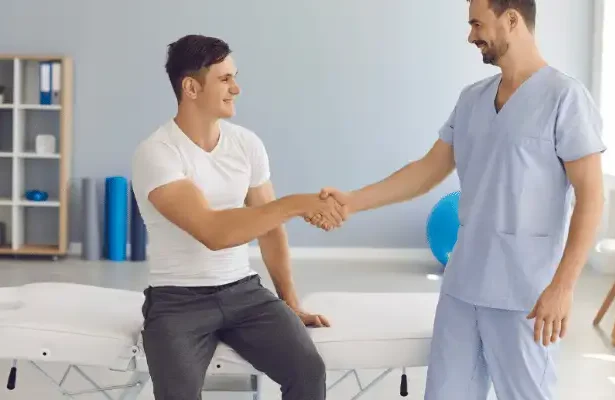 What To Expect During Your Visit With a Spine Doctor