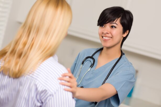 What to Expect When You Meet With an Internist