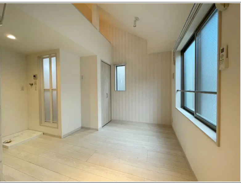 The Honest Traveler’s Guide to Living Affordably in Tokyo