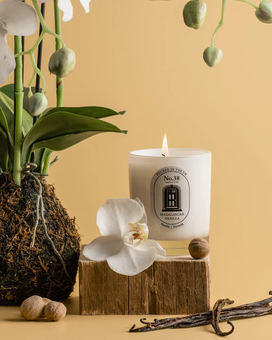 How Scented Candles Elevate Home Ambiance and Promote Relaxation