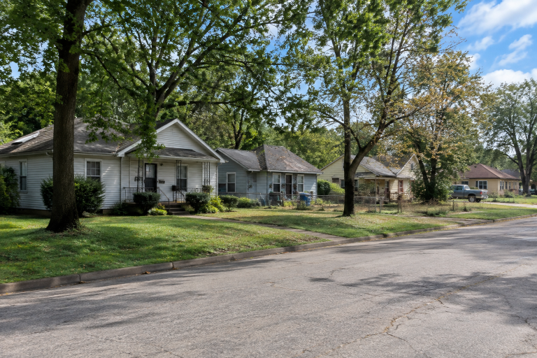 Selling a House As-Is in Arkansas: Cash Offers, Listings, and Net Proceeds